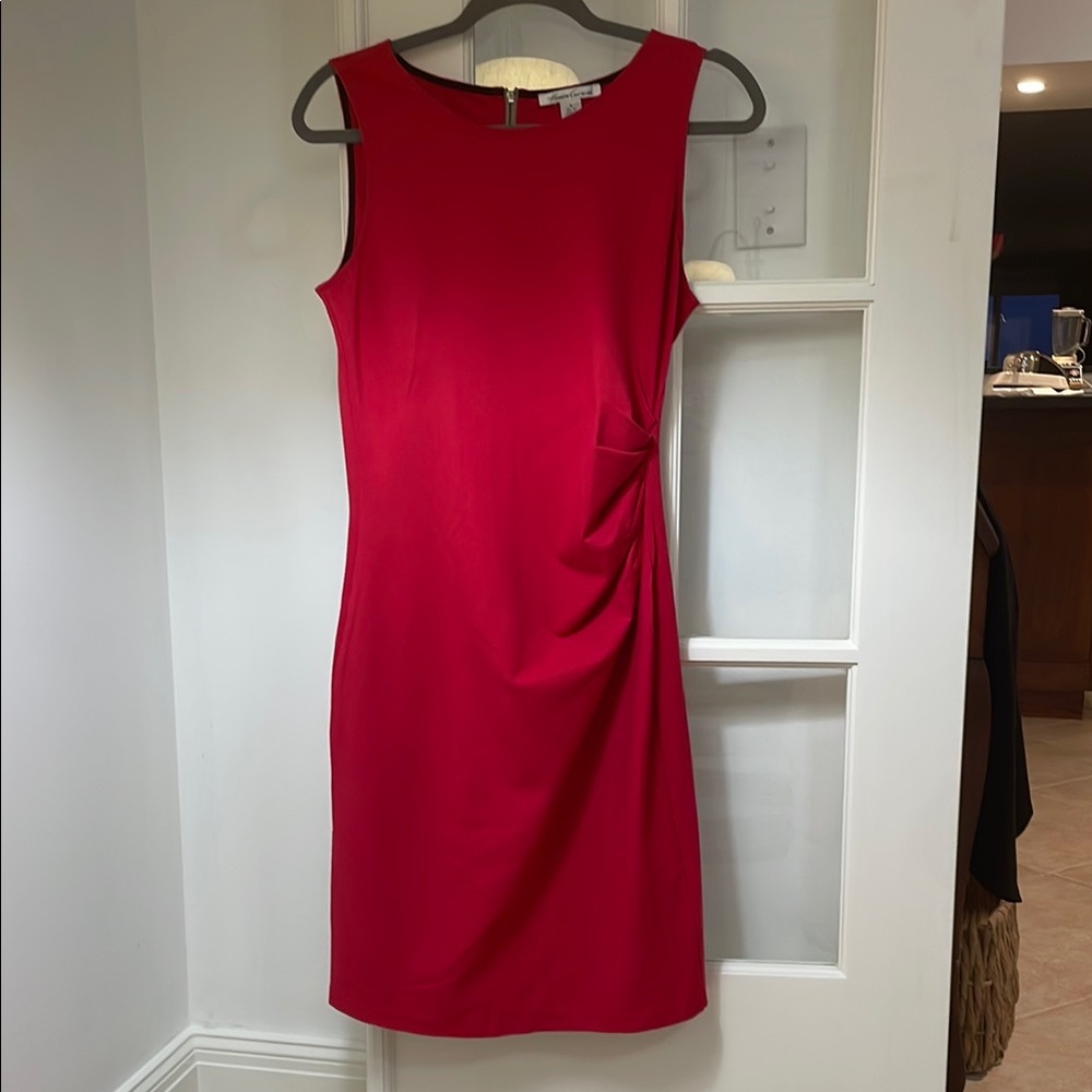 Kenneth Cole New York - Red Ruched Scoop Neck Sheath Dress